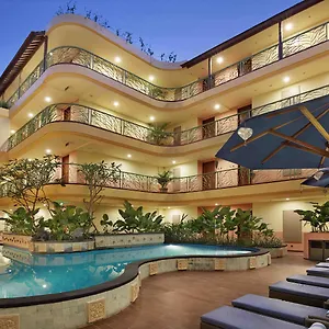 4* Hotel Sens And